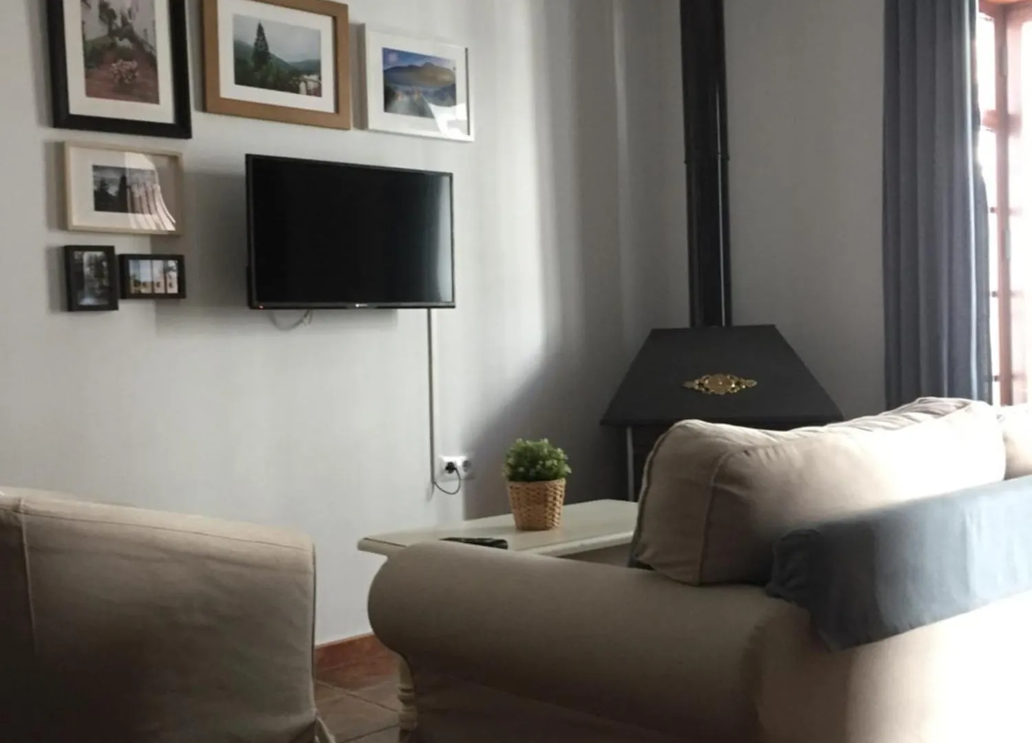 Casa El Callejon De Benamahoma 0*,
